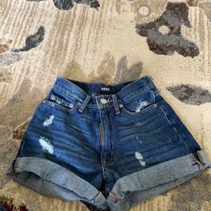 Aeropostale High-Rise Curvy Mom shorts